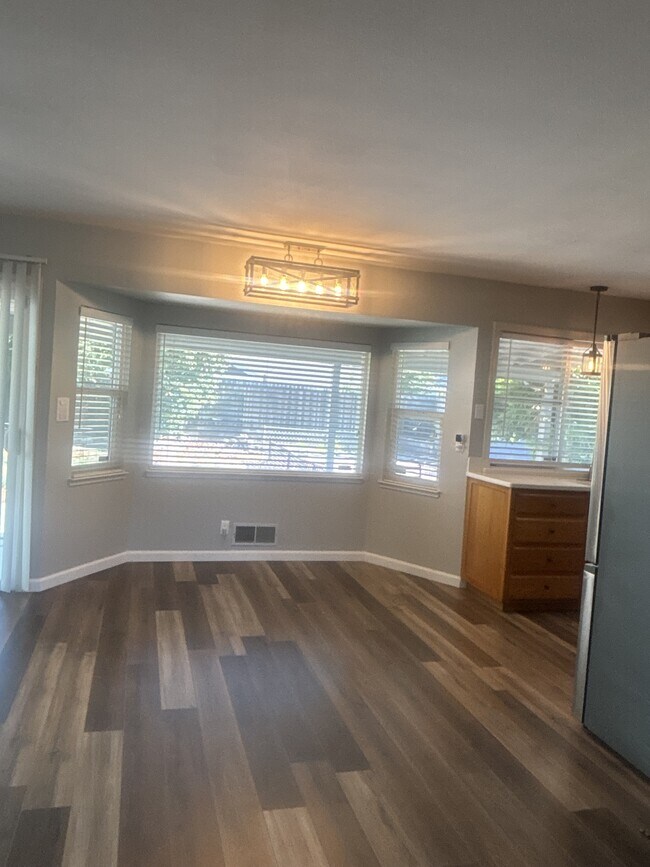 Foto del edificio - 1816 Fallon Ln