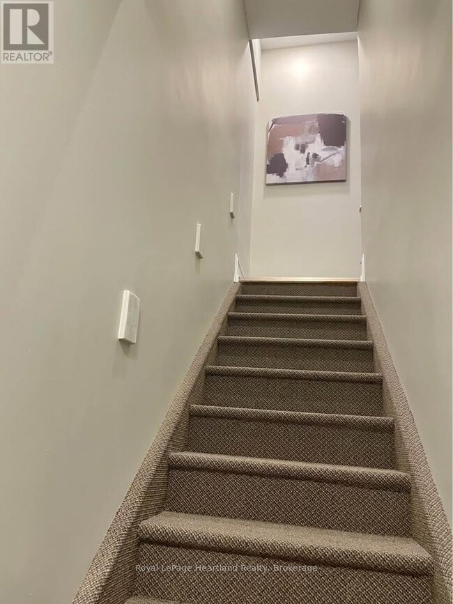 Building Photo - 38 Ontario St