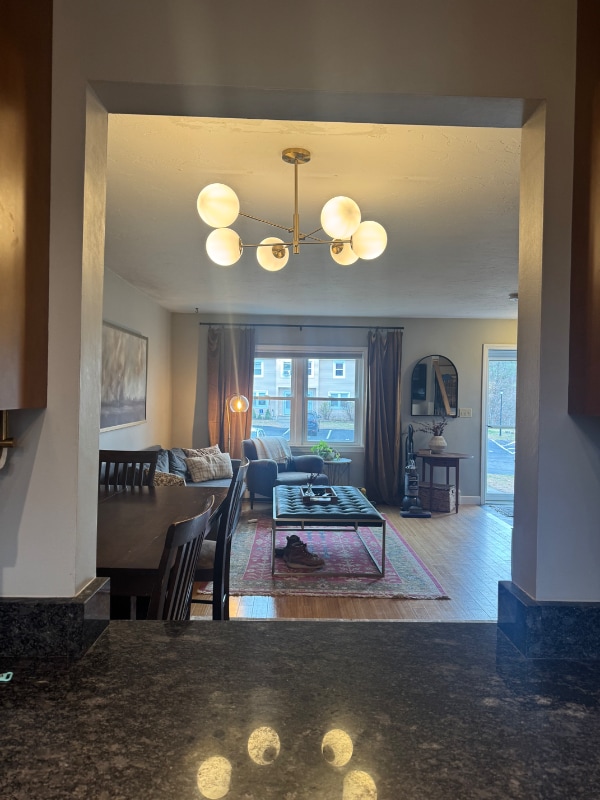 Foto del edificio - 62 Freetown Rd