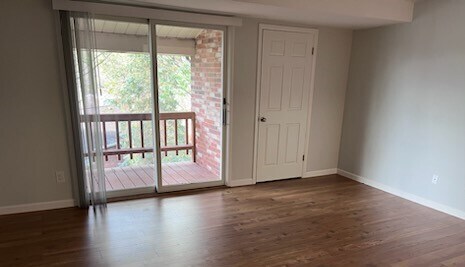 Sala de estar - 259 Ritchie Ave