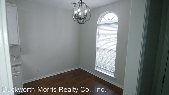 Building Photo - 3 br, 2 bath House - 6326 Covington Villas...