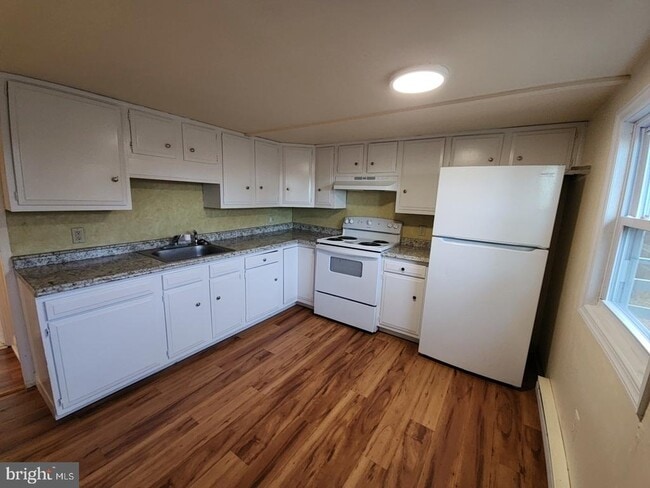 Foto del edificio - 228 Crawford Ave