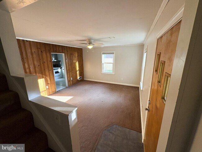 Building Photo - 27 Kingsley Rd