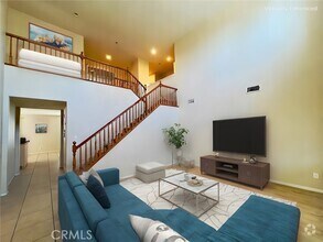 Building Photo - 17231 Greentree Dr