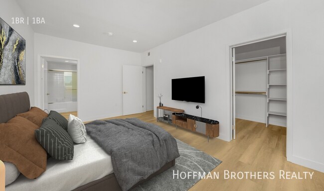 Building Photo - 14825 Delano St Van Nuys, CA 91411