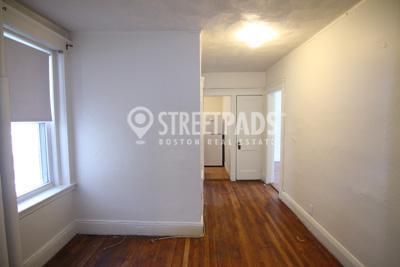 Foto del edificio - 1 bedroom in Boston MA 02215