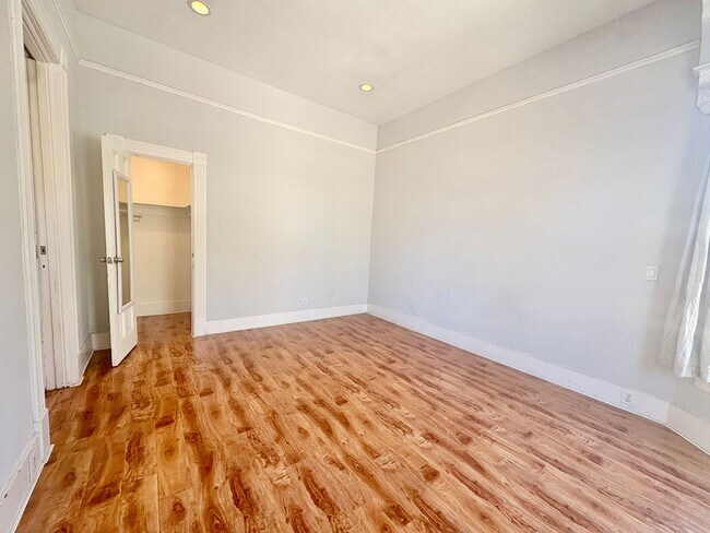 Foto del edificio - 446 W San Fernando St