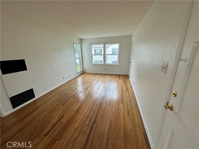 Foto del edificio - 4458 Linden Ave
