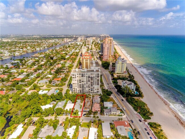 Building Photo - 3321 NE 18th St