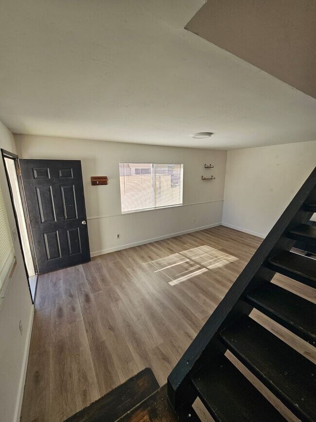Foto del edificio - 1153-1155 Emory Street