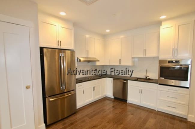 Foto del edificio - 414 McGrath Hwy