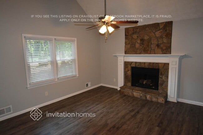 Foto del edificio - 510 Cove Rd