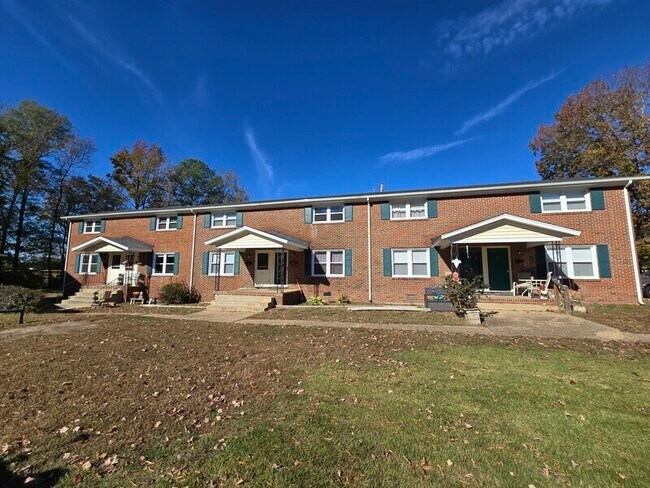 Foto del edificio - 2604 Wayside Dr
