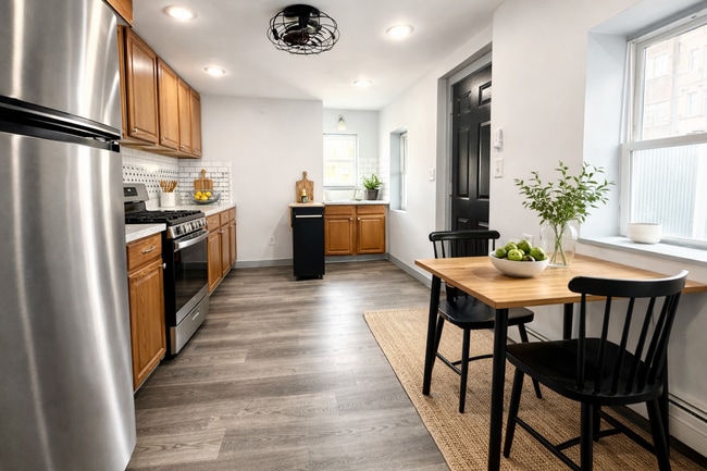 Building Photo - 24 McDonald St