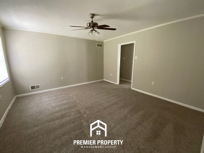 Building Photo - Welcome Home!