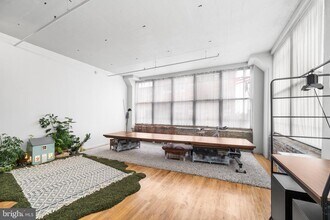 Building Photo - 314 N 12th St