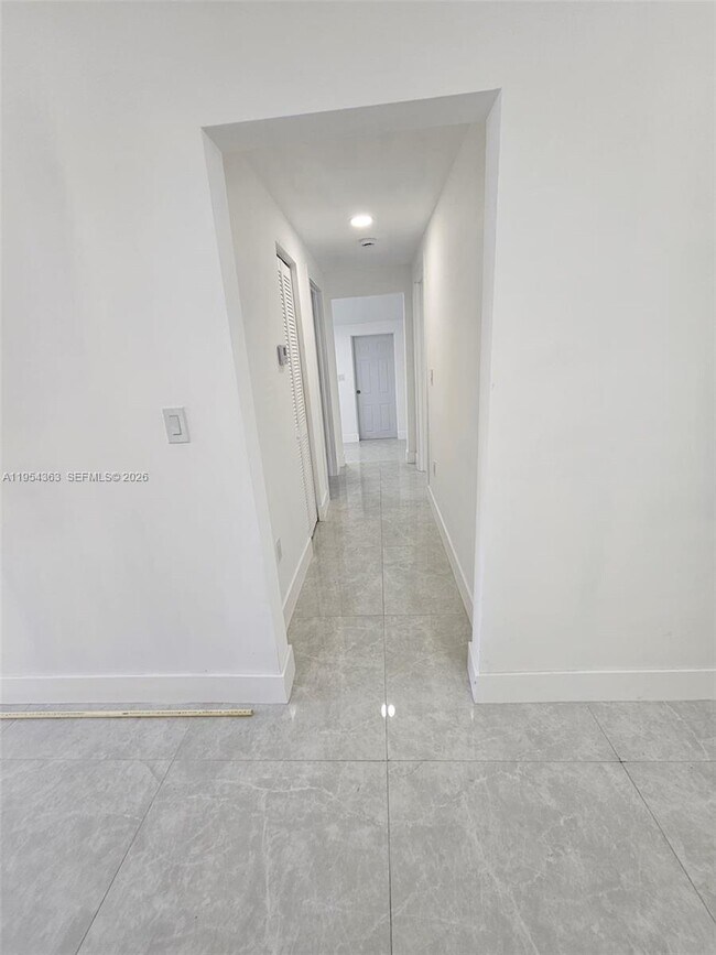 Foto del edificio - 1148 NW 100th St