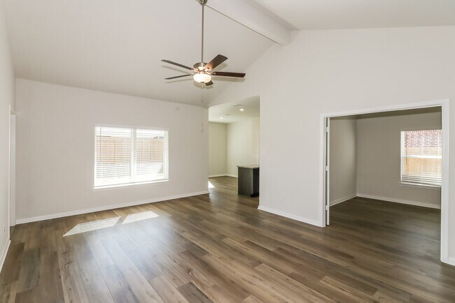 Foto del edificio - 420 Mystic Slopes Dr