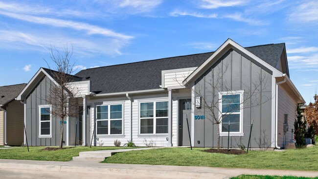 Foto del edificio - Avendale Chisholm Trail Ranch