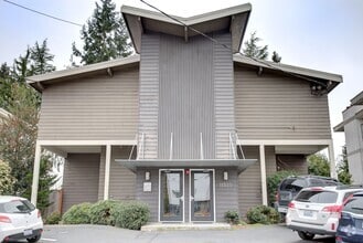 Building Photo - 11525 Greenwood Ave N