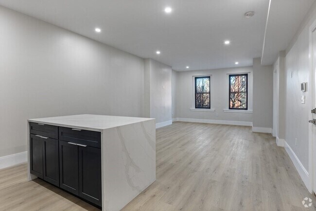 Building Photo - 282 Shawmut Ave