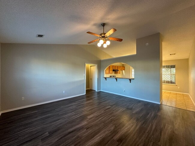Building Photo - 700 S.39th Street-