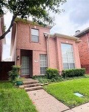 Building Photo - 5920 Rosebud Dr