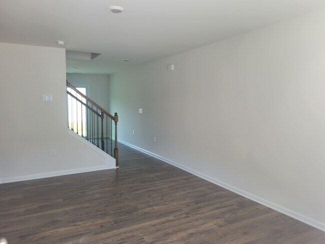 Foto del edificio - 114 Clear Creek Ln