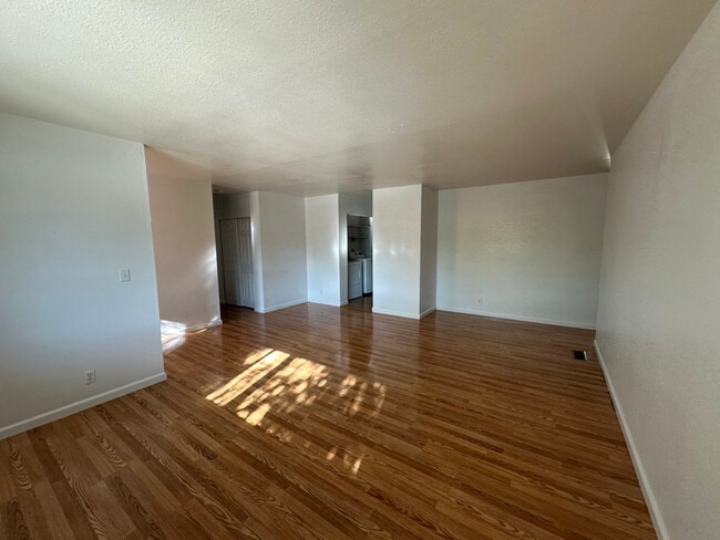 Foto del edificio - 295 7th St