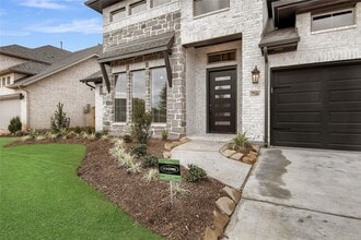 Building Photo - 7510 Snowfield Peak Ln