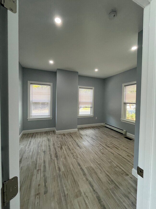 Foto del edificio - 334 Middle St