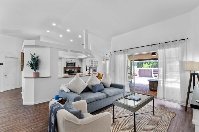 Building Photo - 1190 SW 57th St