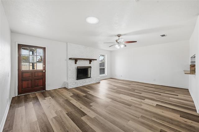 Foto del edificio - 1661 Juniper Ln