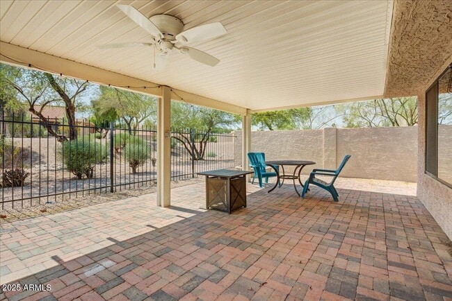 Building Photo - 1644 N Ventura Ln