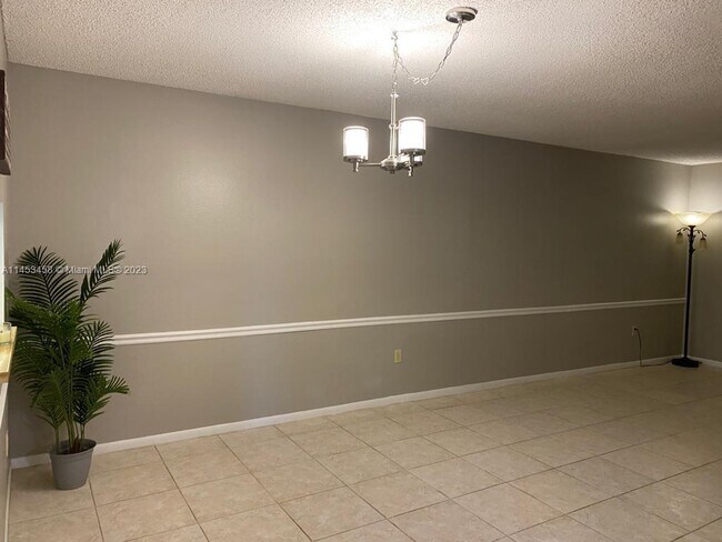 Foto del edificio - 1820 SW 81st Ave