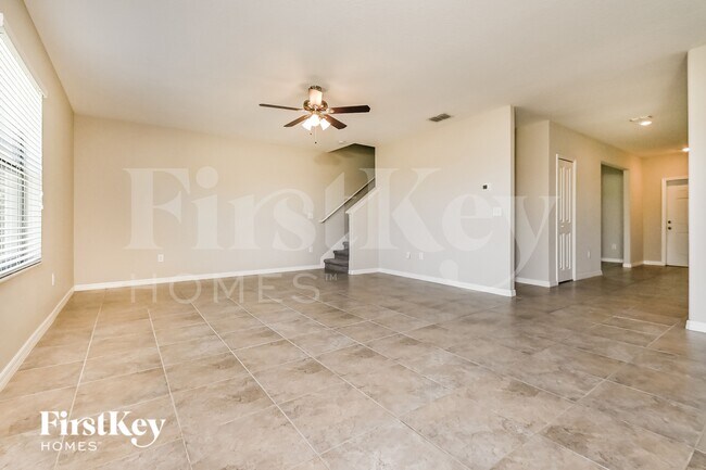 Foto del edificio - 9631 Sage Creek Dr