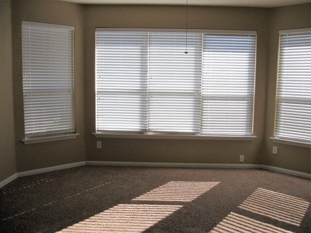 Foto del edificio - 1402 Chandler Cove