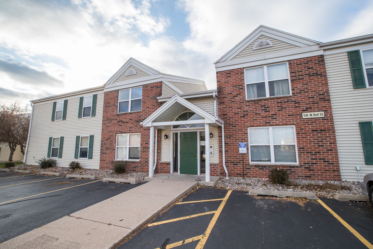 Primary Photo - Southview Park Apartments