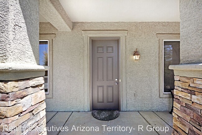 Foto del edificio - 6831 S Thimbleberry Rd
