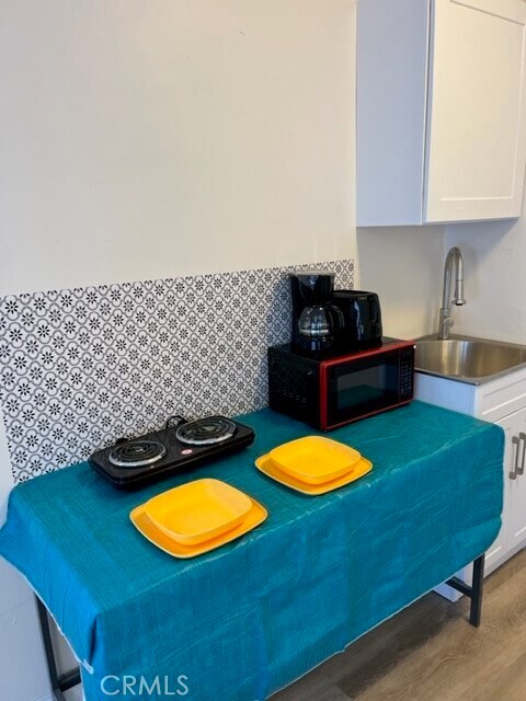 Foto del edificio - 4792 Leroy St N