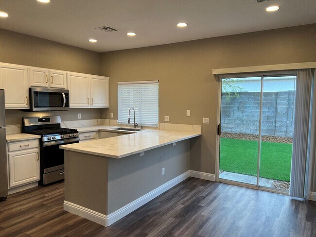 Foto del edificio - 2 br, 2.5 bath House - 2594 Lazy Saddle Drive