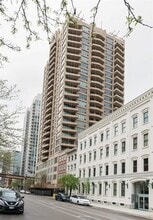 Building Photo - 200 N Jefferson St