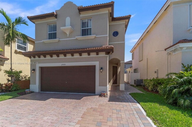 Photo - 3920 NE 13th Dr House