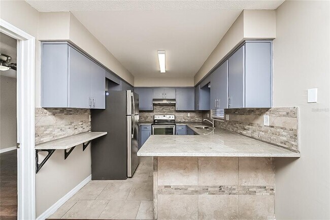 Building Photo - 1406 Cromwell Dr