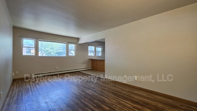 Foto del edificio - 2814 8th St N