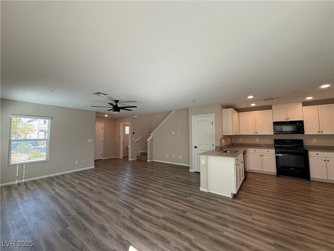 Foto del edificio - 1115 Brilliant Meadow Ave