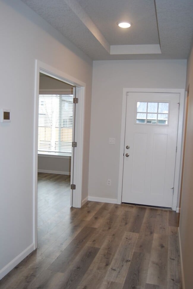 Building Photo - 4 Bedroom 2.5 Bath Home Carlton OR