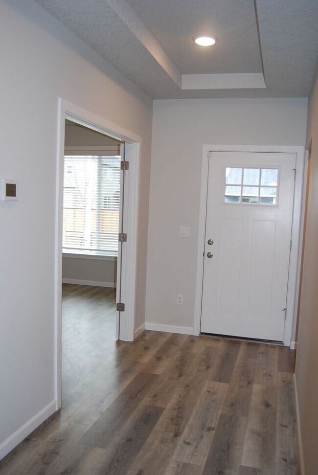 Foto del edificio - 4 Bedroom 2.5 Bath Home Carlton OR