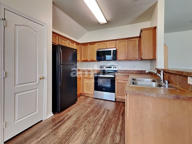 Foto del edificio - 231 Chesterfield Cir