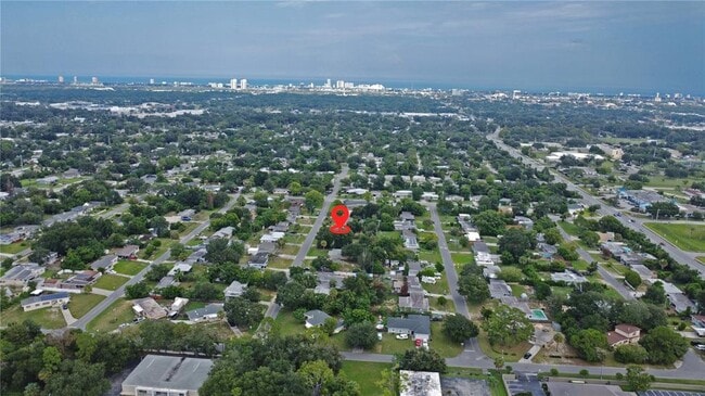 Building Photo - 1311 Hillcrest Dr